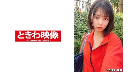 中出雷纳：美丽的女孩和女学生口交竞技游泳制服