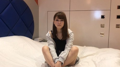 巨乳可爱20岁打工妹口交吞精FC2-PPV-2268452