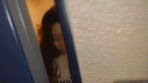 Isteri Kecil Melawan Tetapi Dicum dalam, Menunggu Suami Yang Tak Pernah Pulang