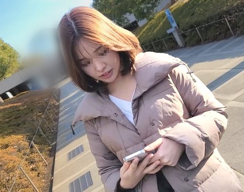 FC2 巨乳网红直播中出表演，贫困单亲妈妈为生活出卖肉体