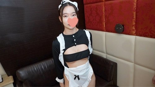 키 큰 G컵 혼혈 메이드 서비스: 거유 미녀 대량 질싸