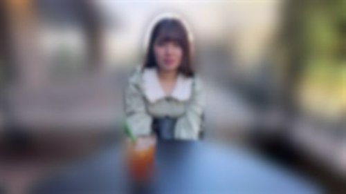 Eカップ美少女の初体験、無修正中出しを求む