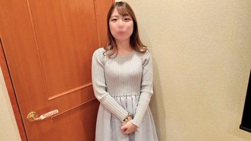 Cheating Gym Instructor Creampied While Boyfriend Away